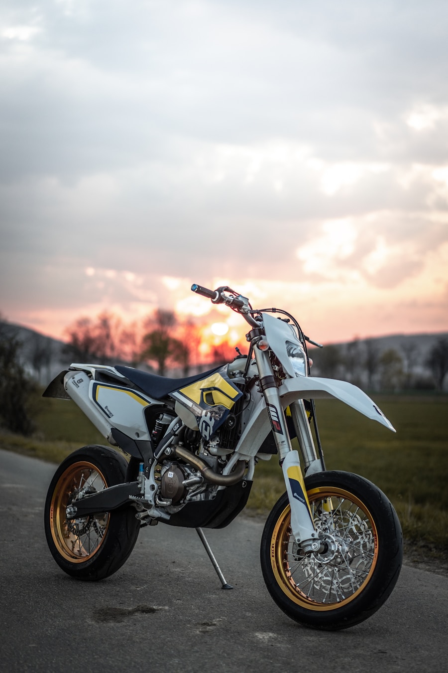 Photo Dirt bikes electric